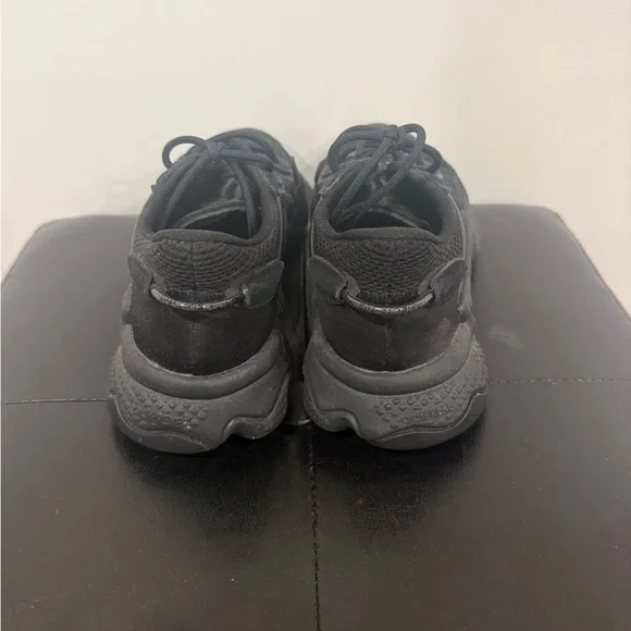 ADIDAS Ozweego black sneakers - Picture 3 of 5